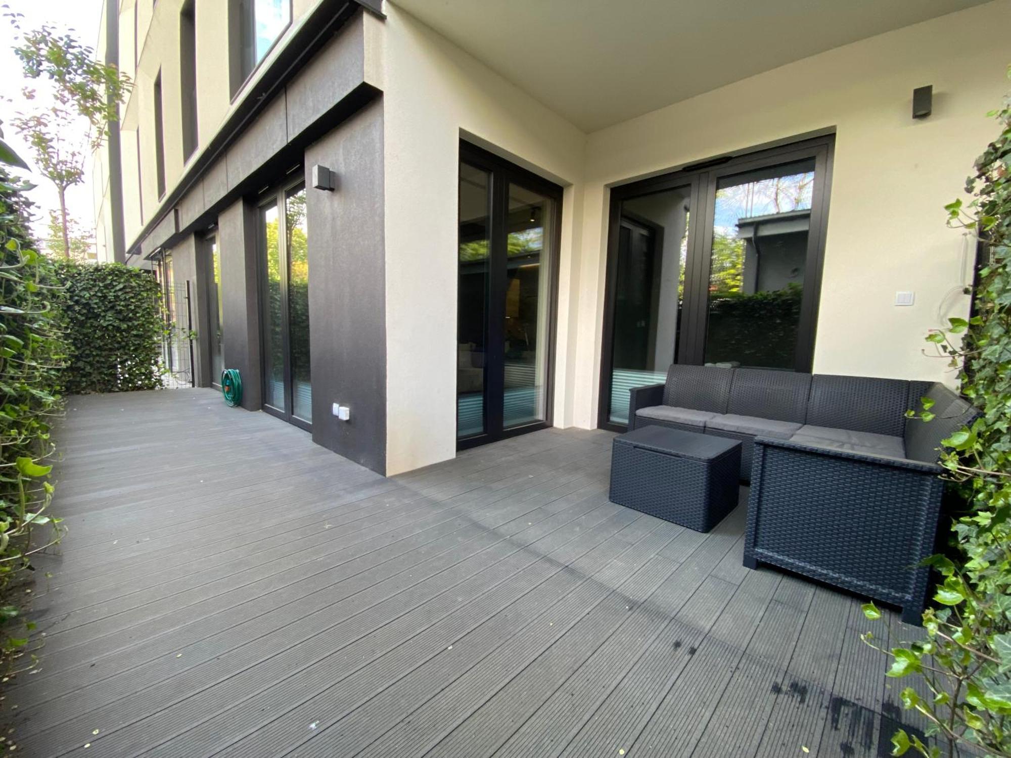 Industrial Vistula Apartment Free Parking & Gym Krakow Luaran gambar